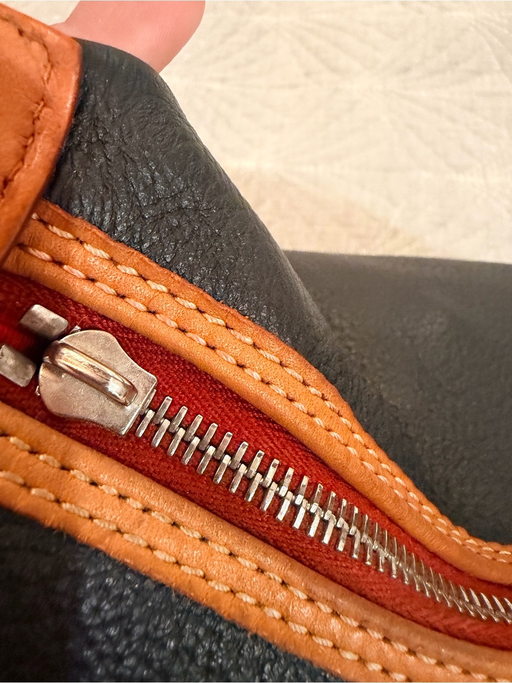 Dooney & Bourke Black Leather Shoulder Bag with Tan Trim - Picture 9 of 10